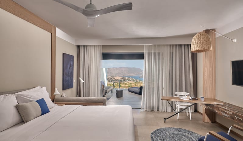 Sapphire Zen Suite with Sharing Pool Bedroom 01